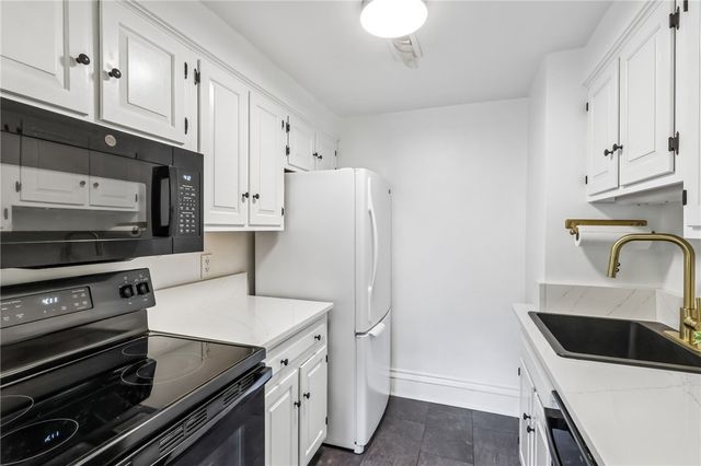 5321 5th AVENUE 5, Shadyside, PA 15232