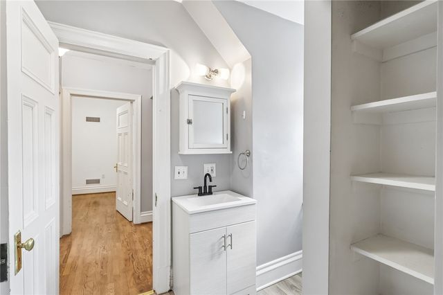 5321 5th AVENUE 5, Shadyside, PA 15232