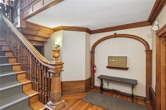 5321 5th AVENUE 5, Shadyside, PA 15232