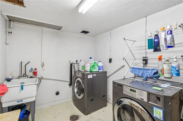 5321 5th AVENUE 5, Shadyside, PA 15232