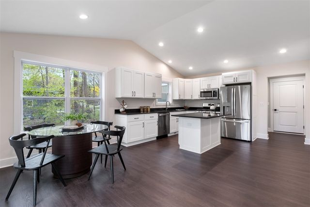 12165 Pine Meadows Drive, Wayland, MI 49348