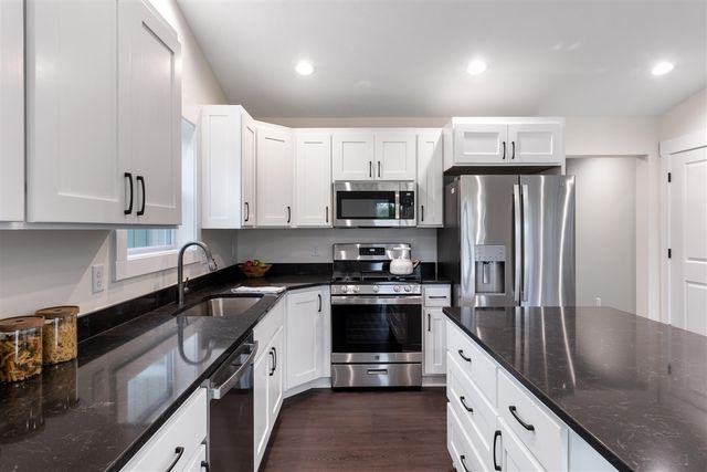 12165 Pine Meadows Drive, Wayland, MI 49348