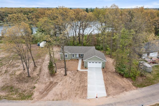 12165 Pine Meadows Drive, Wayland, MI 49348