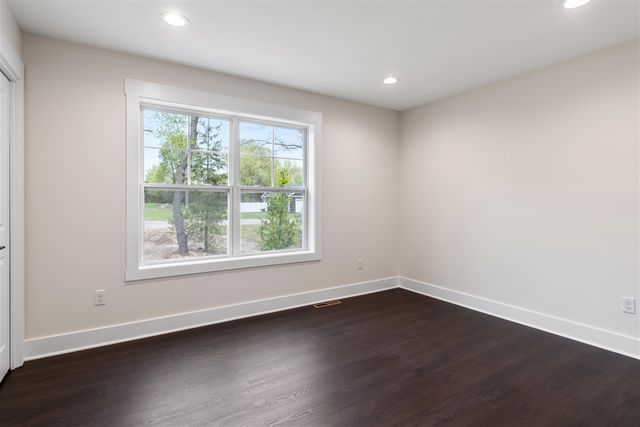 12165 Pine Meadows Drive, Wayland, MI 49348