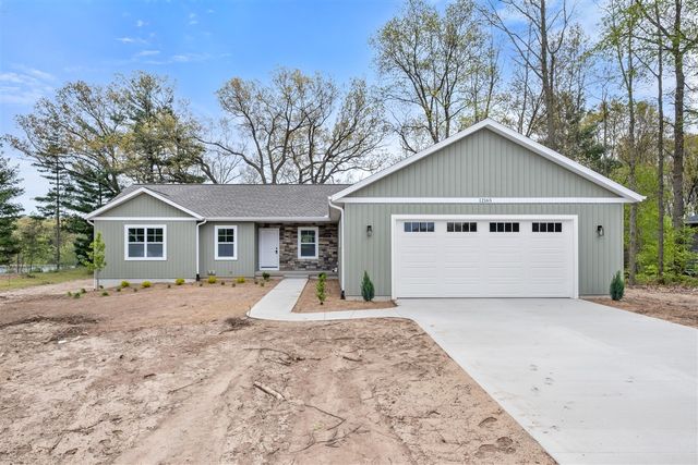 12165 Pine Meadows Drive, Wayland, MI 49348