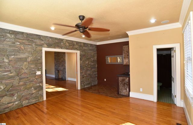 308 W Poinsett Street, Greer, SC 29650