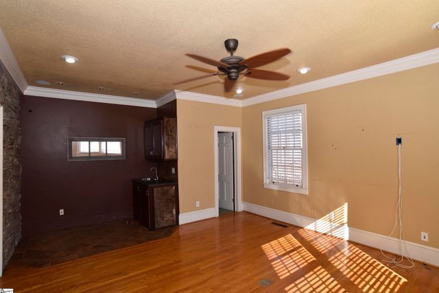 308 W Poinsett Street, Greer, SC 29650