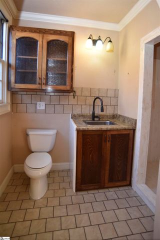 308 W Poinsett Street, Greer, SC 29650