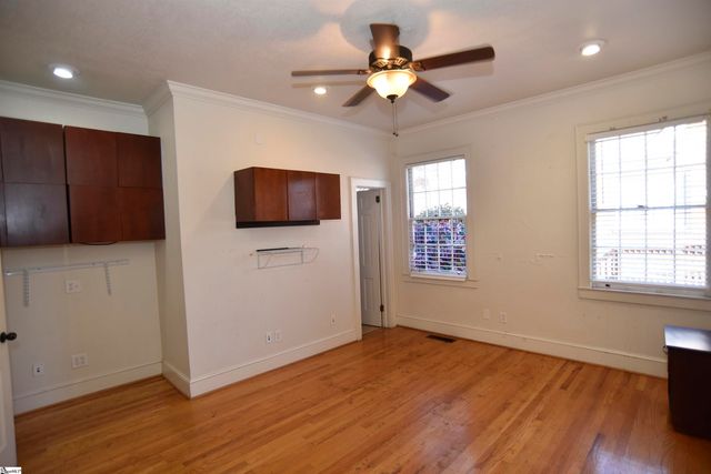 308 W Poinsett Street, Greer, SC 29650