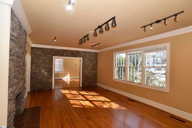 308 W Poinsett Street, Greer, SC 29650