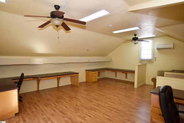 308 W Poinsett Street, Greer, SC 29650