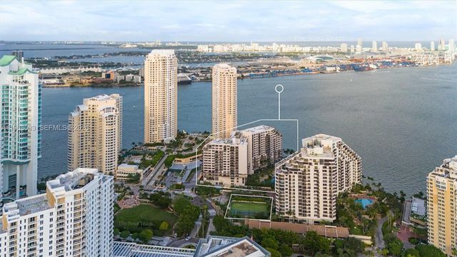 540 Brickell Key Dr 823, Miami, FL 33131