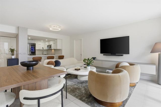 540 Brickell Key Dr 823, Miami, FL 33131