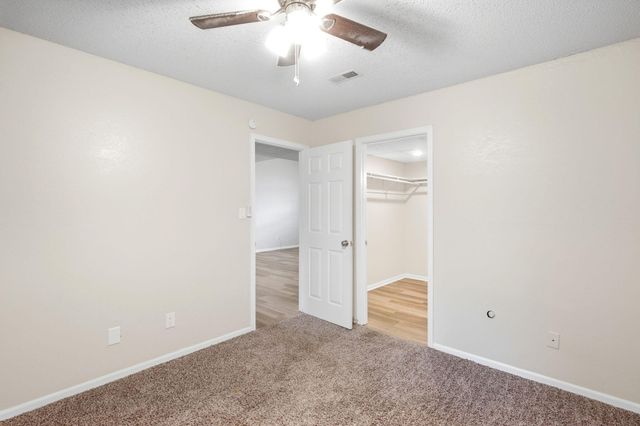 1604 TELLURIDE LN, Columbia, MO 65201