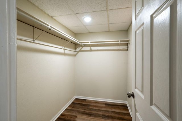 1604 TELLURIDE LN, Columbia, MO 65201