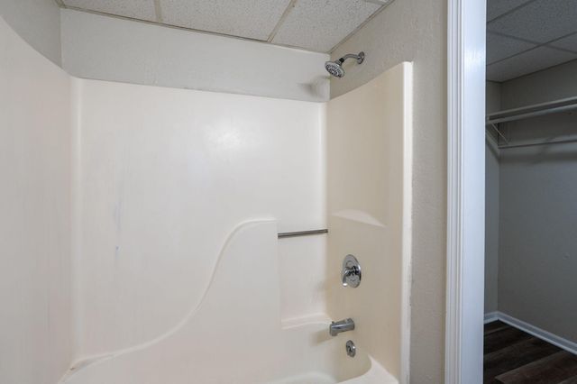 1604 TELLURIDE LN, Columbia, MO 65201
