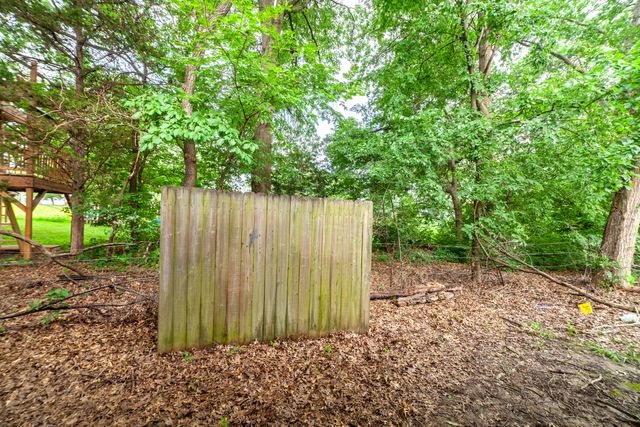 1604 TELLURIDE LN, Columbia, MO 65201