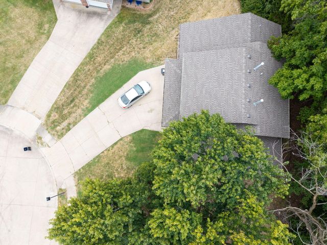 1604 TELLURIDE LN, Columbia, MO 65201