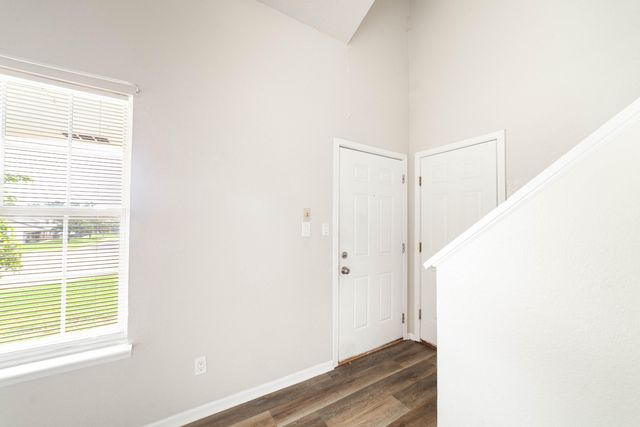 1604 TELLURIDE LN, Columbia, MO 65201