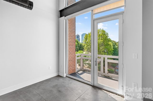 710 W Trade Street 505, Charlotte, NC 28202