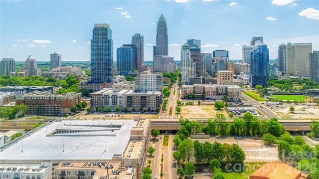 710 W Trade Street 505, Charlotte, NC 28202