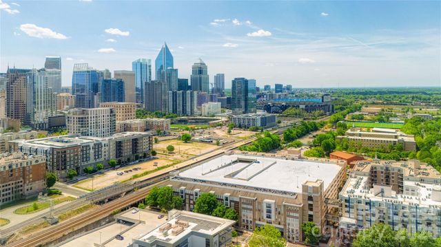 710 W Trade Street 505, Charlotte, NC 28202