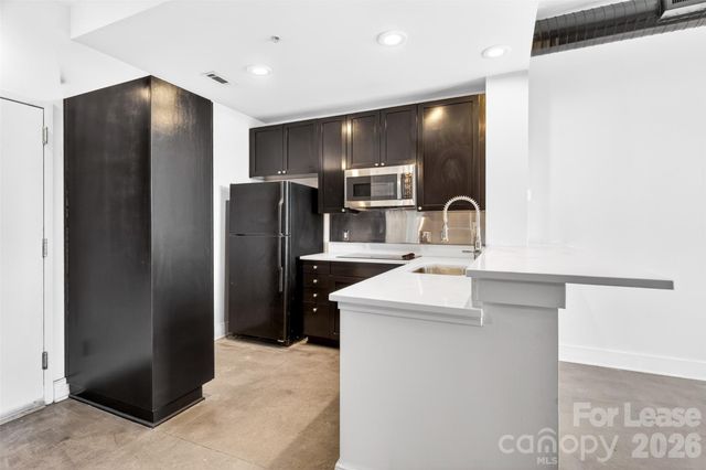 710 W Trade Street 505, Charlotte, NC 28202