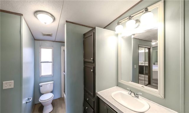 28 Dogwood NW Lane, Cartersville, GA 30121