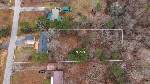 28 Dogwood NW Lane, Cartersville, GA 30121