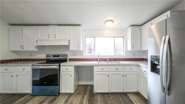 28 Dogwood NW Lane, Cartersville, GA 30121