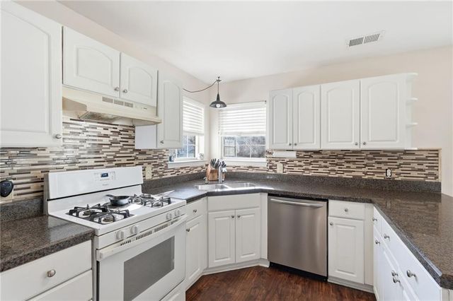 7140 Hunters Trace Drive, Cumming, GA 30028