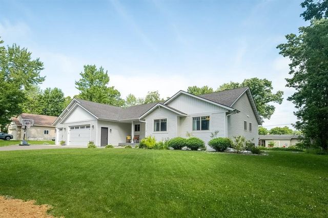17038 55th Avenue, Chippewa Falls, WI 54729