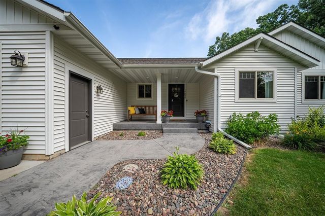 17038 55th Avenue, Chippewa Falls, WI 54729