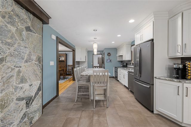 365 West Wrentham Road, Cumberland, RI 02864