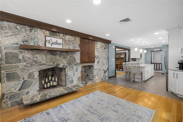 365 West Wrentham Road, Cumberland, RI 02864