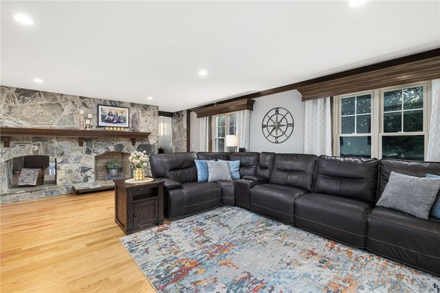 365 West Wrentham Road, Cumberland, RI 02864