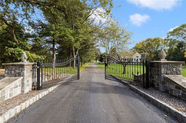 365 West Wrentham Road, Cumberland, RI 02864