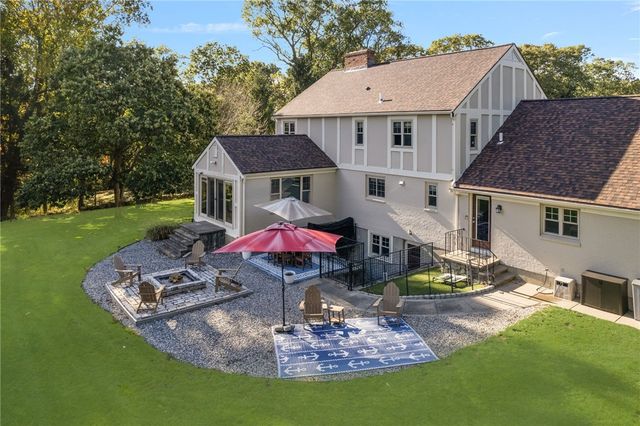 365 West Wrentham Road, Cumberland, RI 02864