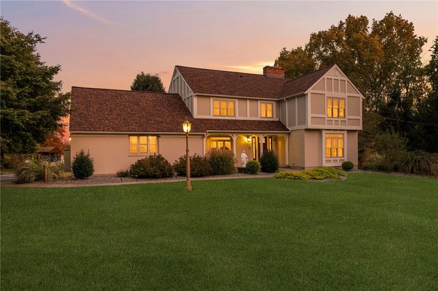 365 West Wrentham Road, Cumberland, RI 02864