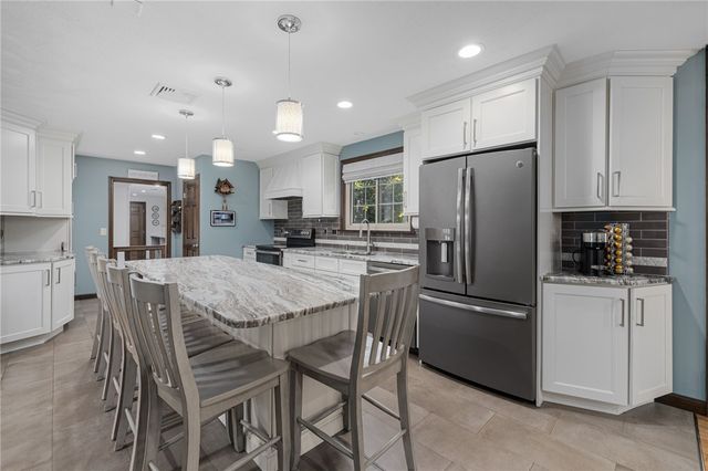 365 West Wrentham Road, Cumberland, RI 02864