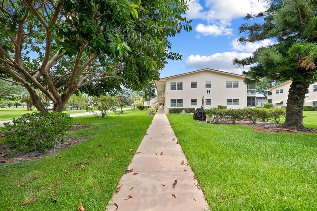 170 Canterbury H, West Palm Beach, FL 33417