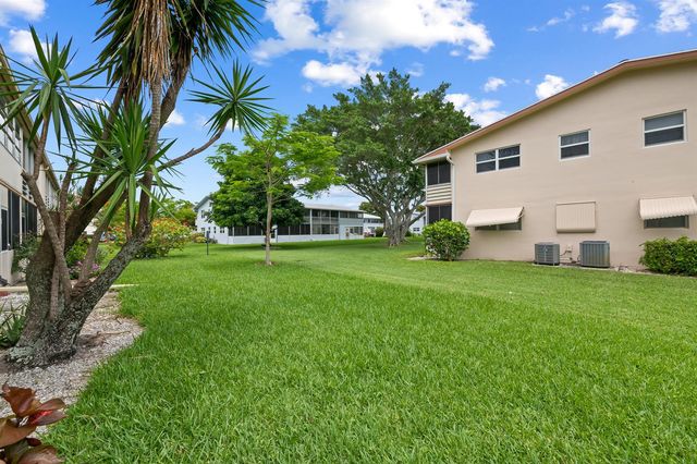 170 Canterbury H, West Palm Beach, FL 33417