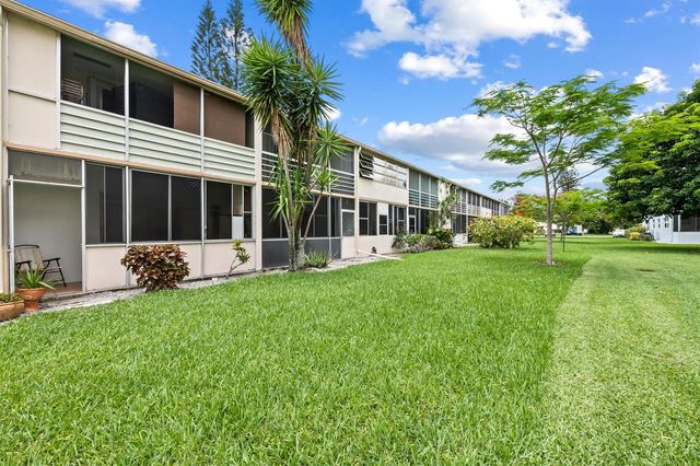 170 Canterbury H, West Palm Beach, FL 33417