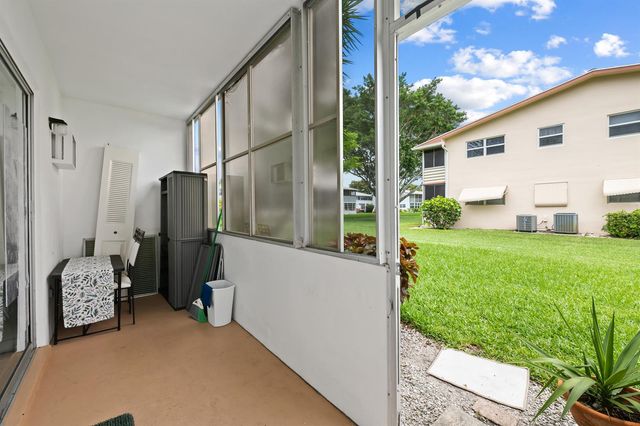 170 Canterbury H, West Palm Beach, FL 33417