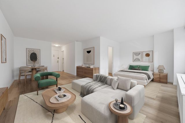 150 W End Ave Apt 4K, New York City, NY 10023