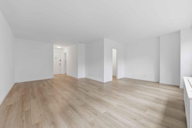 150 W End Ave Apt 4K, New York City, NY 10023