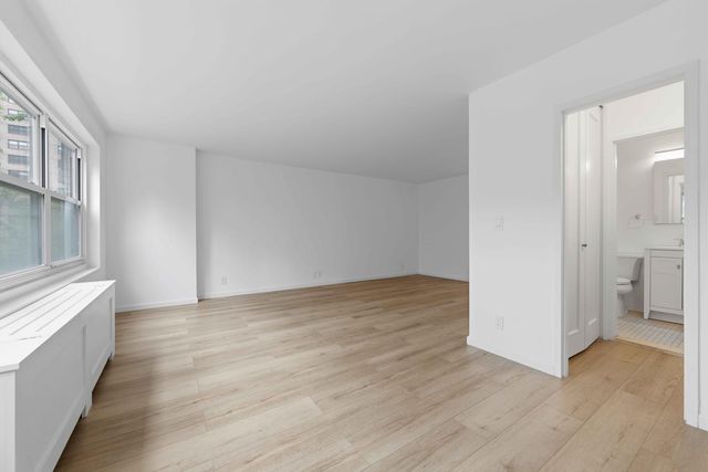 150 W End Ave Apt 4K, New York City, NY 10023