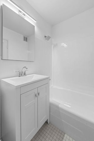 150 W End Ave Apt 4K, New York City, NY 10023