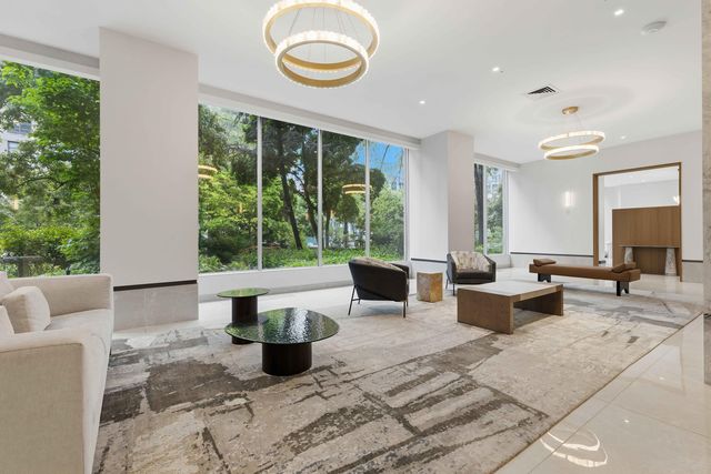 150 W End Ave Apt 4K, New York City, NY 10023