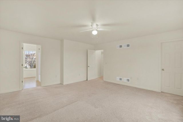 155 AUSTIN DR, Mount Wolf, PA 17347